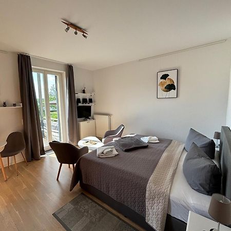 Einraumapartment Im Erdgeschoss Mit Seeblick 라인스베르크 외부 사진